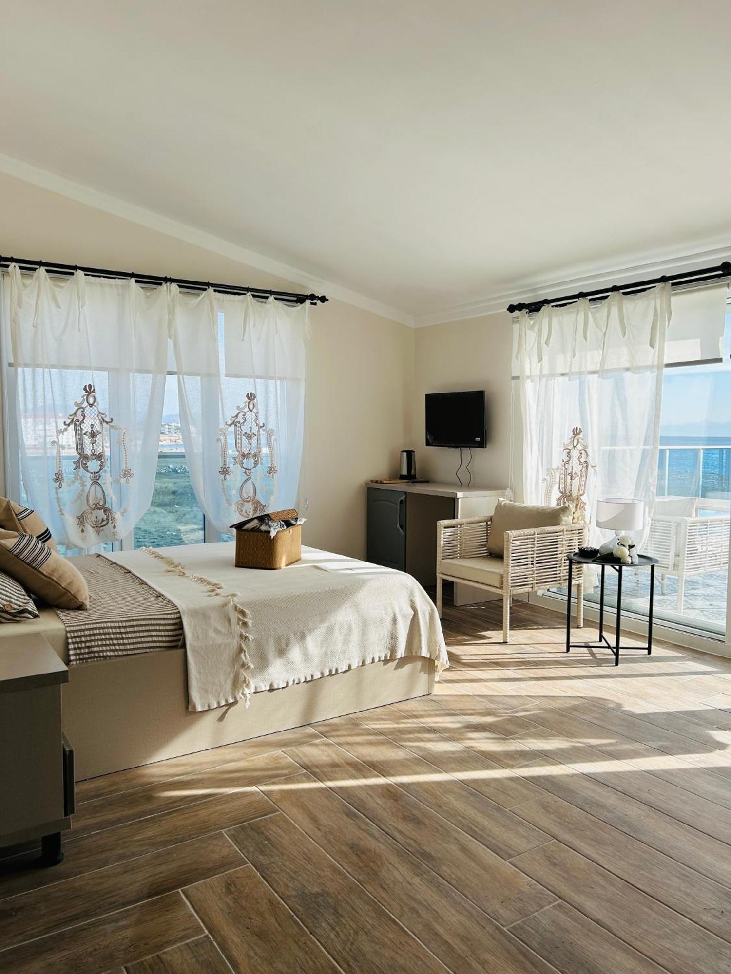 Soho Ayvalik Beach House Hotel Küçükköy Exterior foto